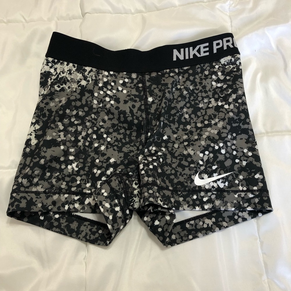Nike pro compression shorts
